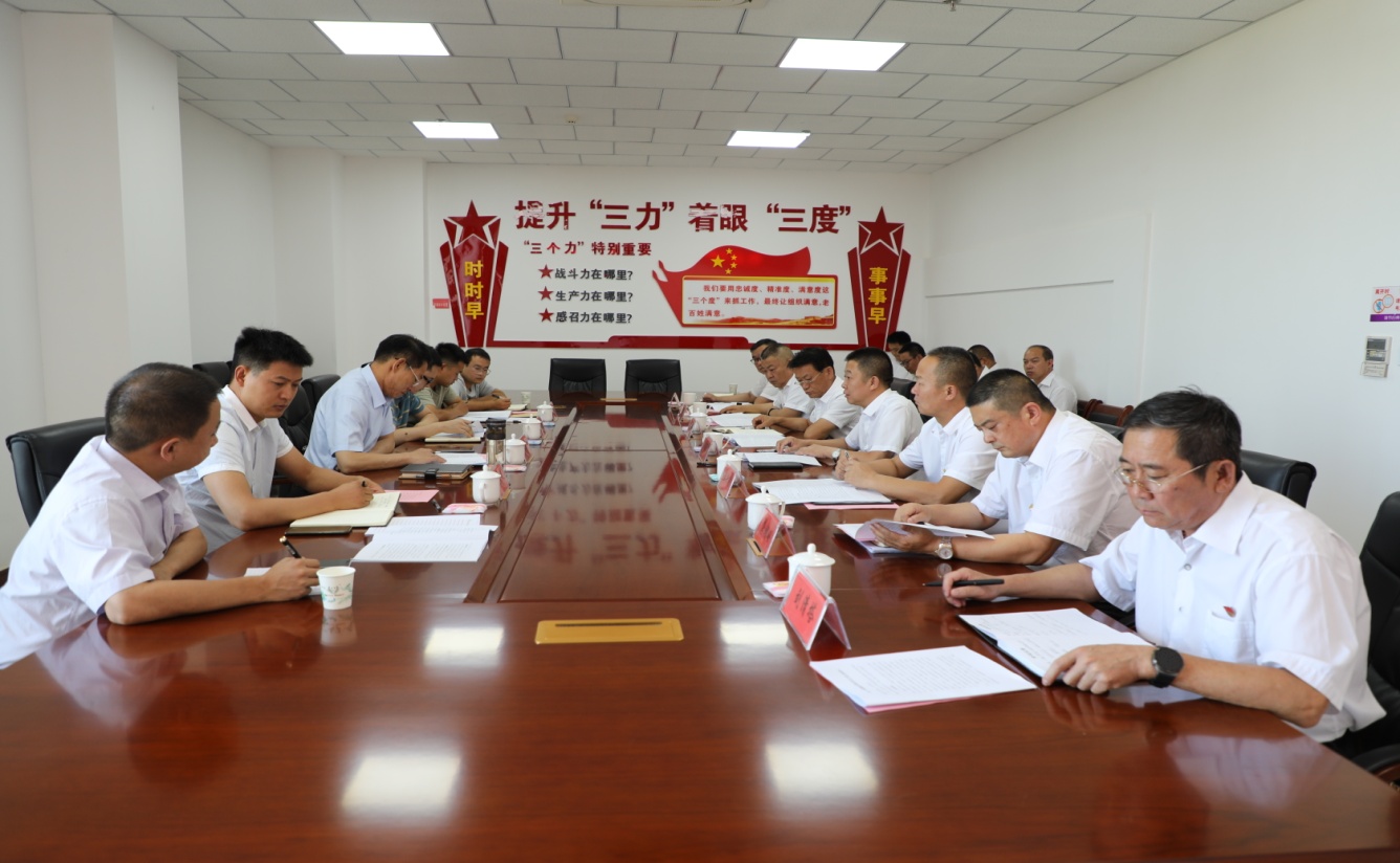 师市党委常委、副师长习雁一行来棉麻公司调研