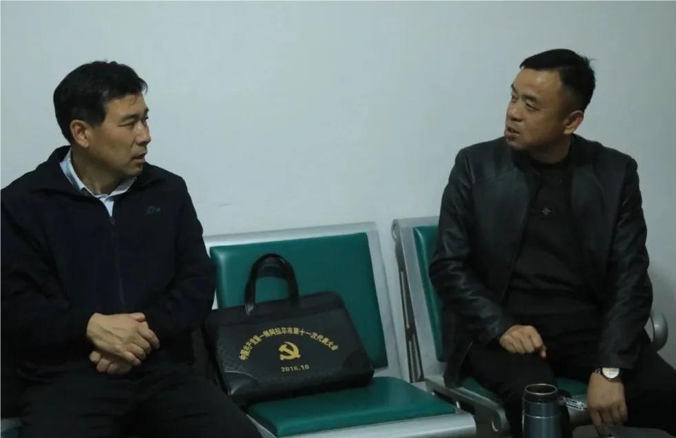 十四团党委书记、政委张新建深入基层一线调研主题教育工作