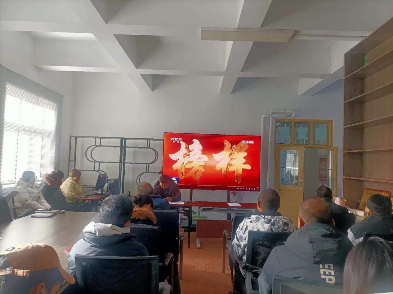 学习榜样精神  凝聚前行力量  统众（集团）公司各党支部认真学习观看《榜样8》专题节目   