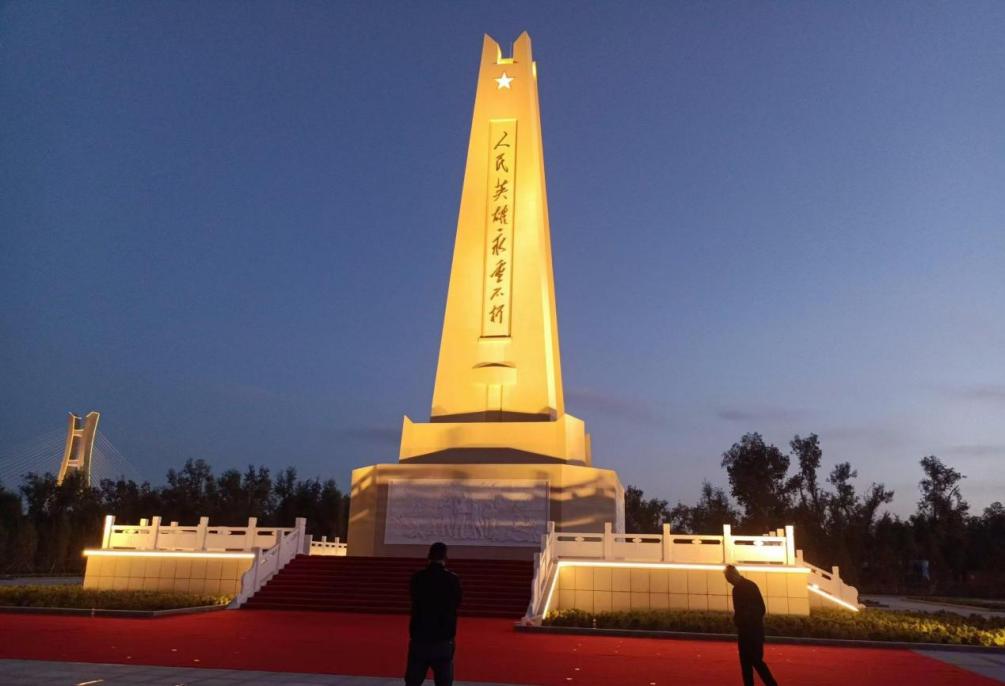  第一师阿拉尔市烈士纪念广场建设项目即将竣工