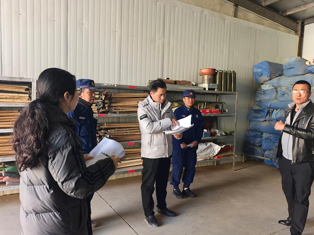 年终物资“大盘点”！第一师阿拉尔市应急管理局清点团镇应急物资 摸清保障“储备账”