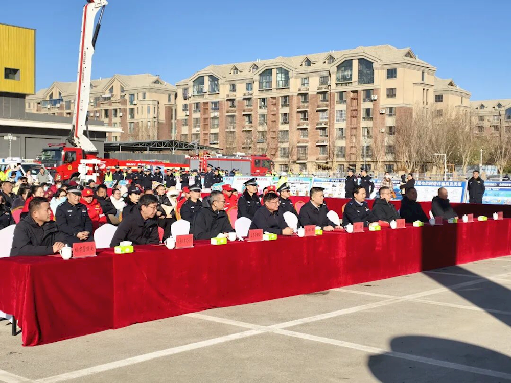 【文明交通 礼行天下】一师公安交警开展122“全国交通安全日”主题宣传活动