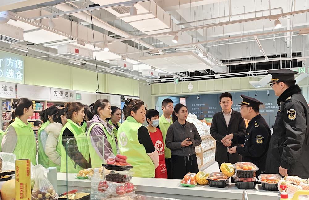 普法进企业 护航促发展