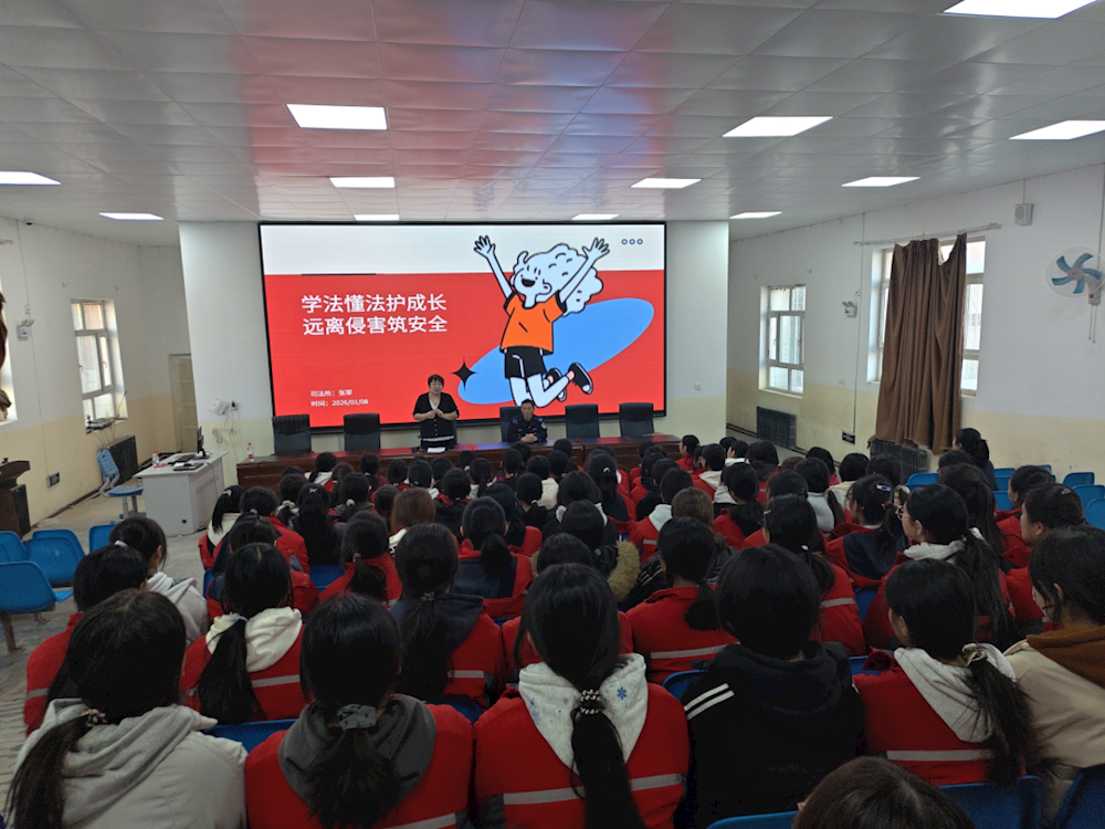 四招齐出护民安 织密辖区“防护网”