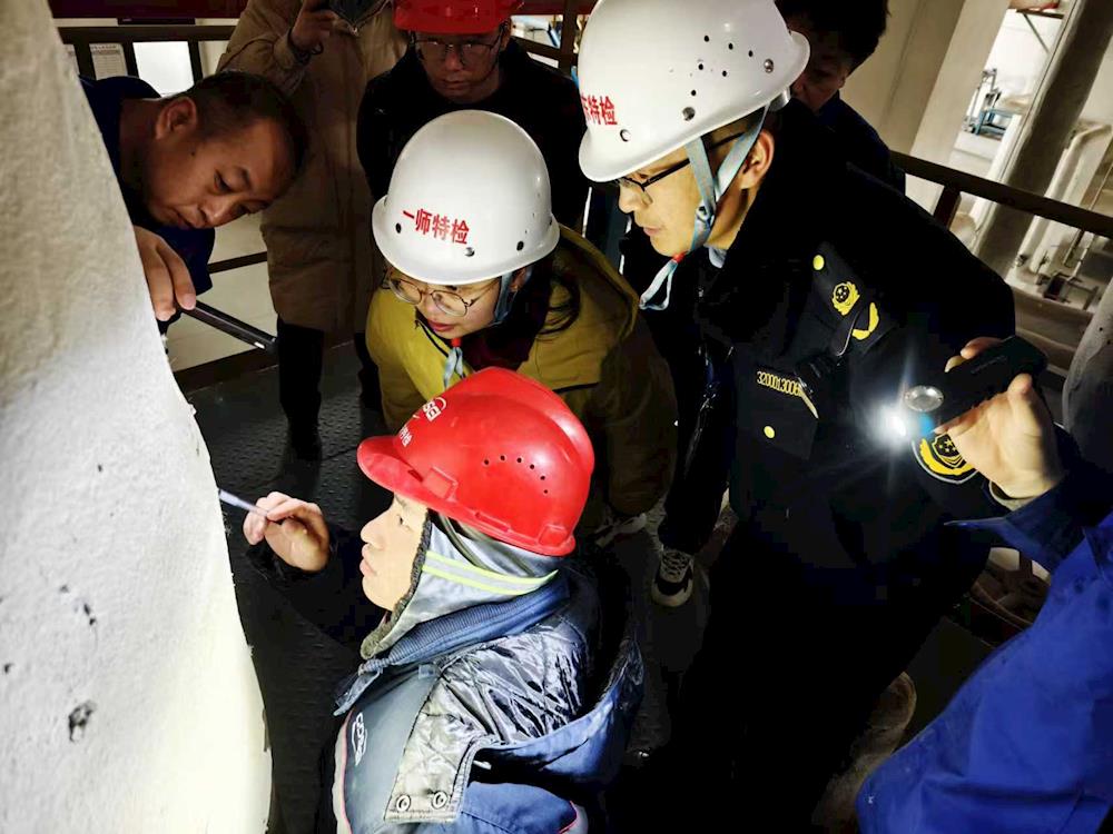 师市市场监管局开展春节前特种设备安全专项检查