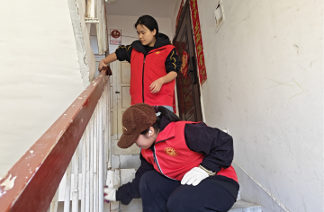 凝聚志愿力量 共建洁净家园