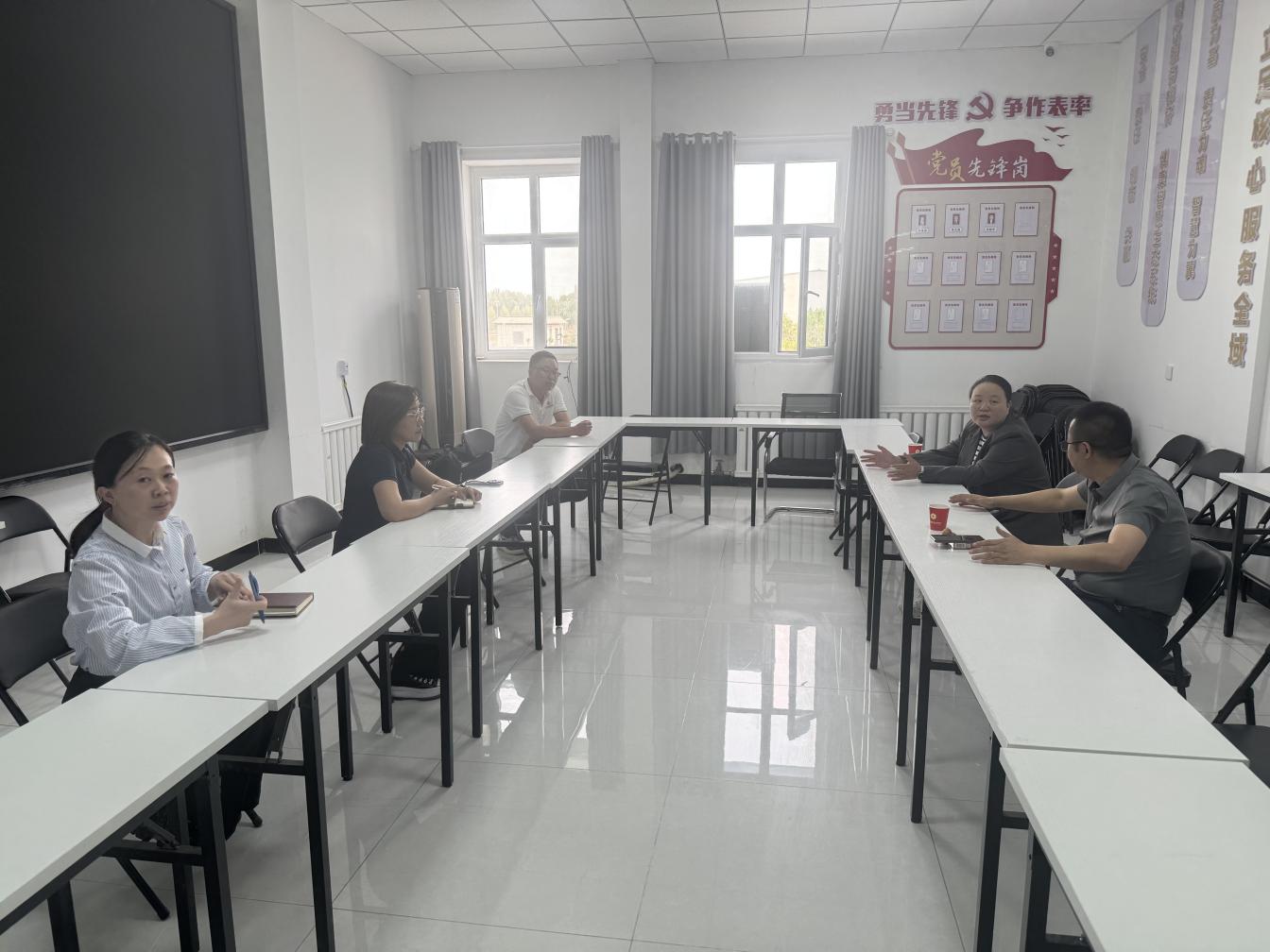 深化质量体系建设 助力区域产业升级  ——新疆阿拉尔大学城集团有限公司开展质量体系认证专题交流
