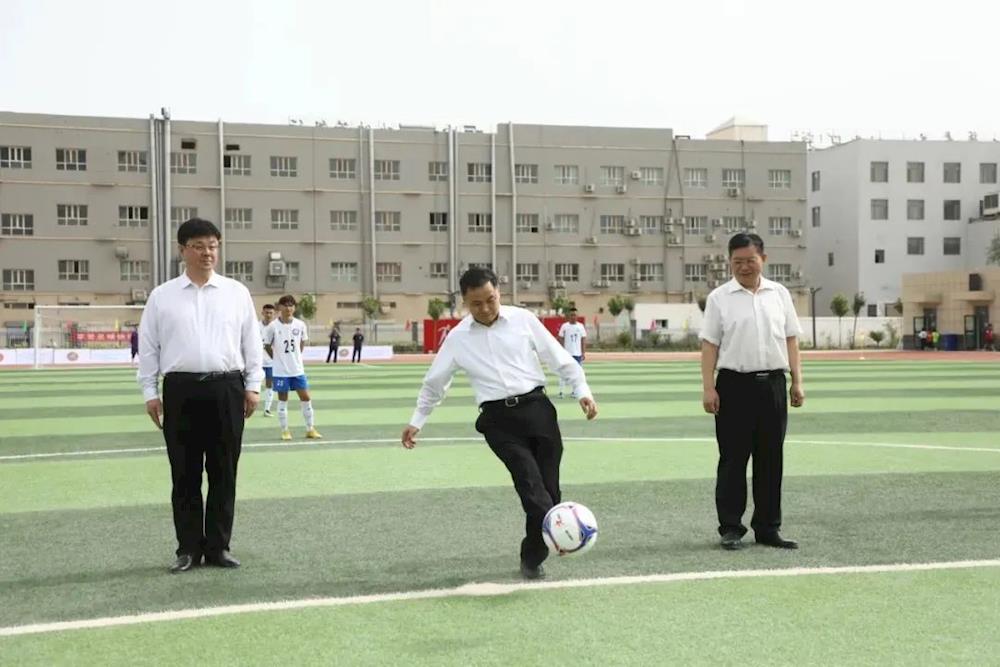 2022年兵团青少年校园足球校际联赛总决赛在阿拉尔鸣哨开球