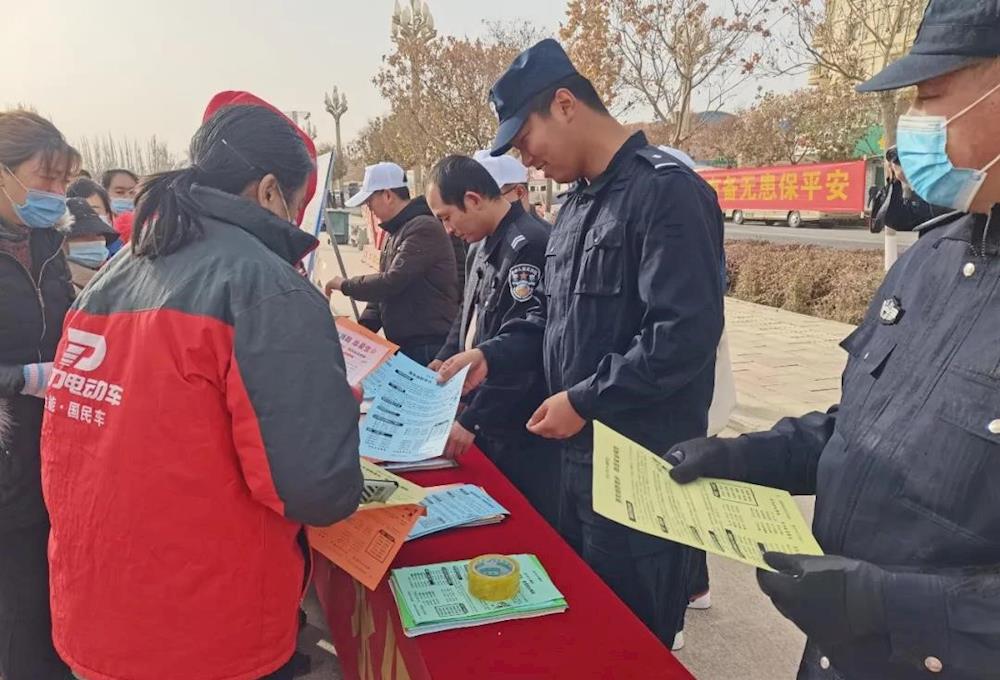 a67bb9abfcef48d59a193d8065b63538.jpg a67bb9abfcef48d59a193d8065b63538.jpg