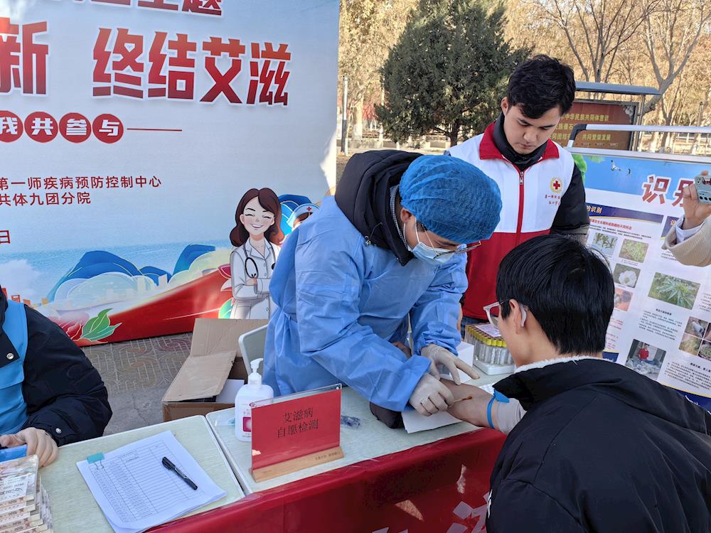 b1f9c1bb393344d48fbf6271518f3260.jpg b1f9c1bb393344d48fbf6271518f3260.jpg