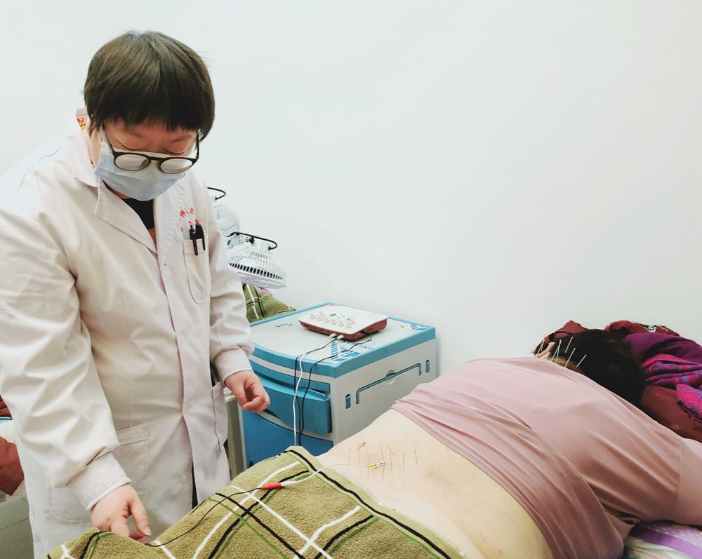 40f8f1552e2148feb9b9a6403fba6a1c.jpg 40f8f1552e2148feb9b9a6403fba6a1c.jpg