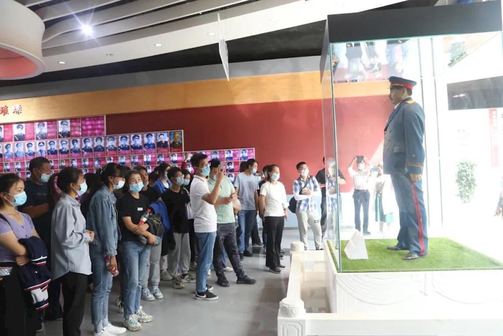 4c4a0ceb4b914413bd35b3aebcc1a675.jpg 4c4a0ceb4b914413bd35b3aebcc1a675.jpg