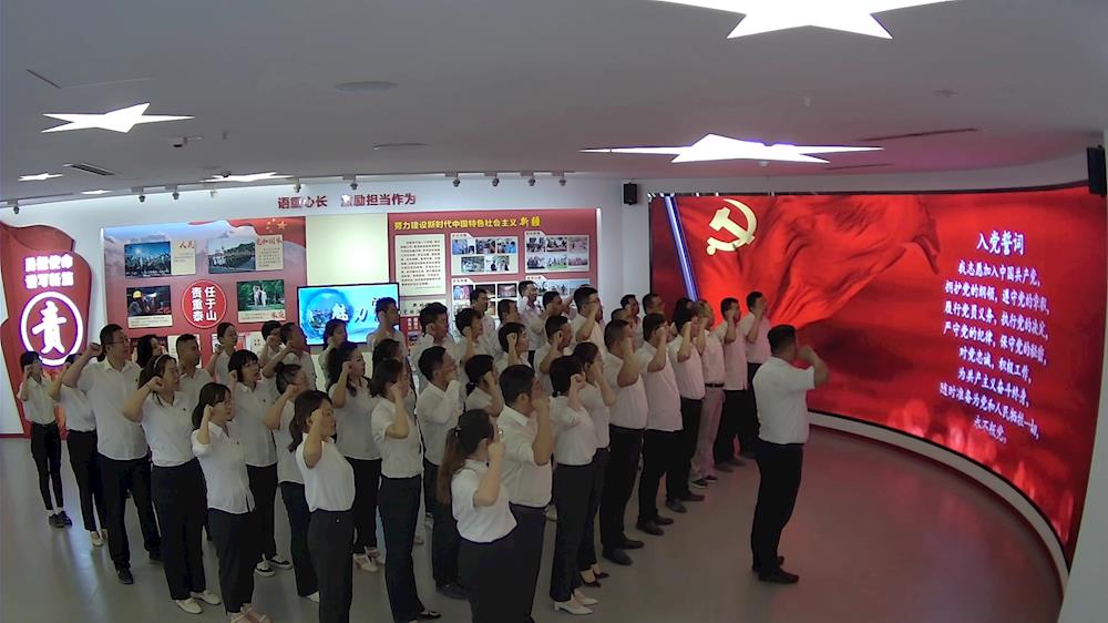 de9ca25a1c094dc180a07c6f2be54498.JPG
