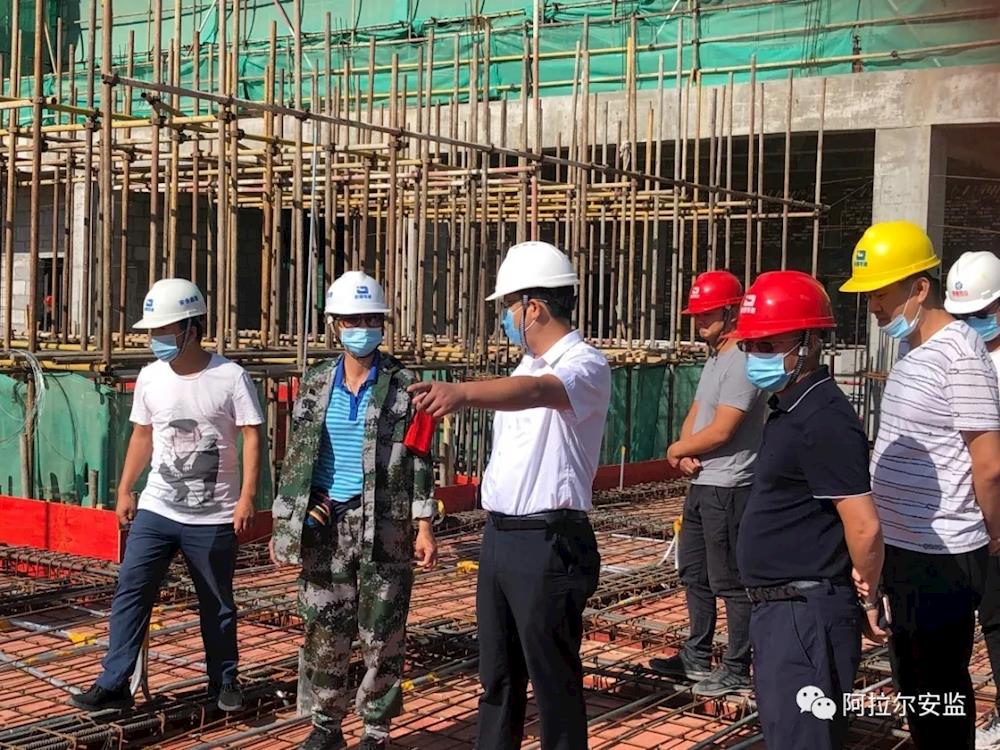 第一师阿拉尔市应急管理局开展疫情防控常态化形势下安全指导服务
