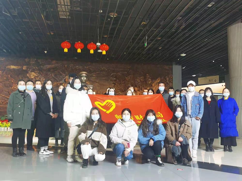 师市财政局党支部积极开展主题党日活动