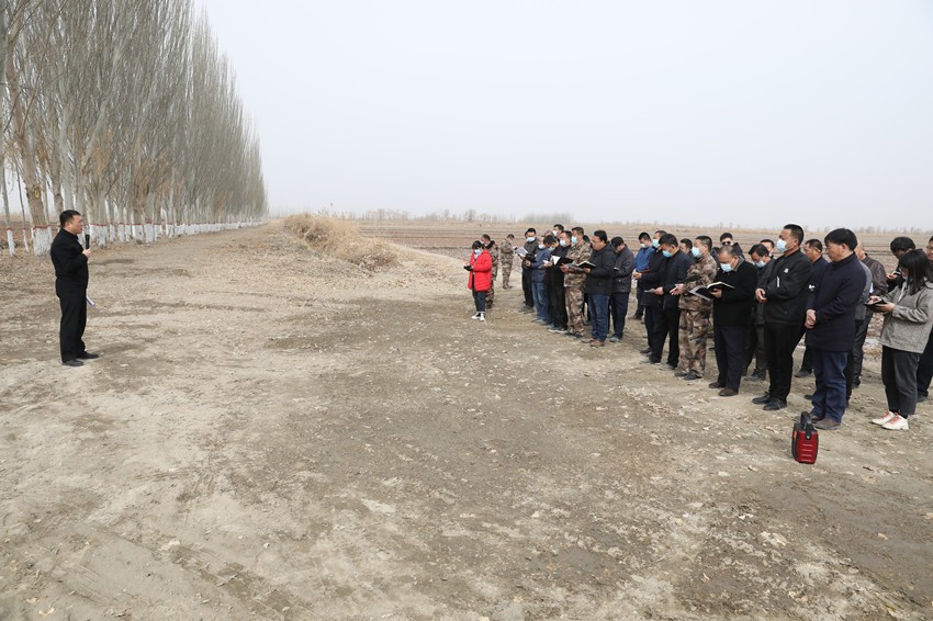 十团召开春灌工作现场会安排部署备耕工作