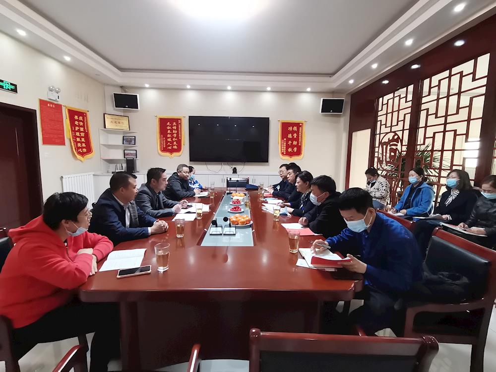 人民银行乌鲁木齐中心支行、兵团地方金融监管局赴一师阿拉尔市开展金融服务保障联合调研