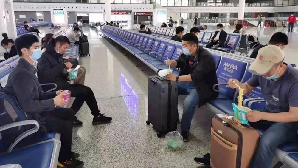 第一师阿拉尔市公安局侦破一起全链条电信诈骗案件