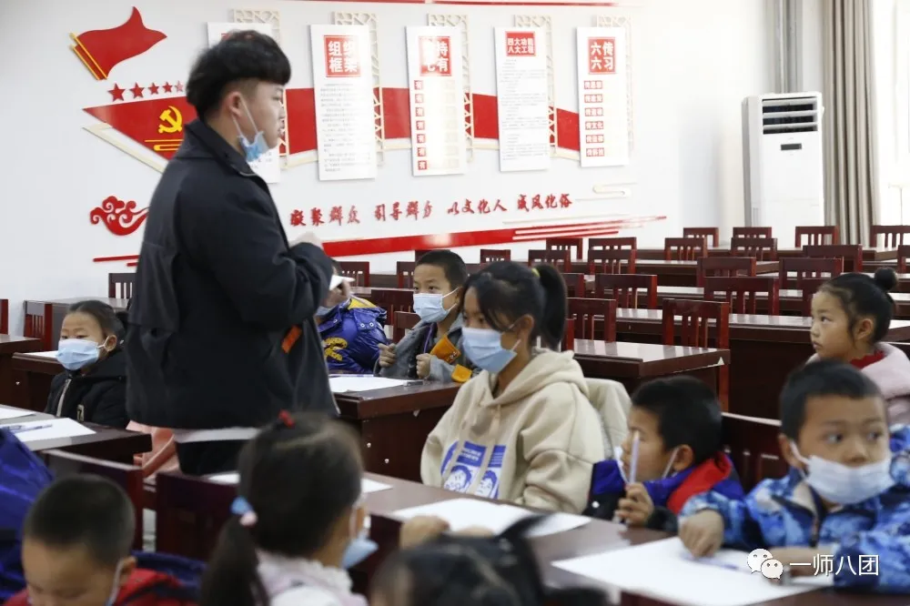 我为创城添光彩少儿公益绘画班开课啦