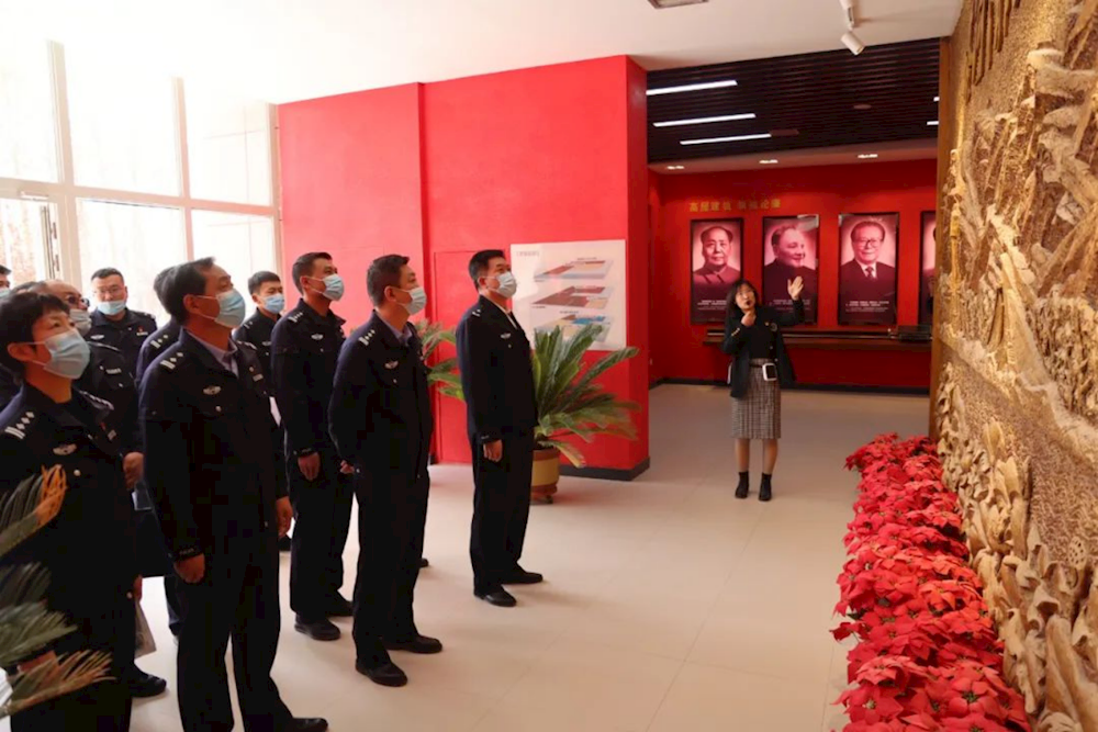 【警钟长鸣 谨记在心】第一师阿拉尔市公安局项目建设工作领导小组开展廉政警示教育活动