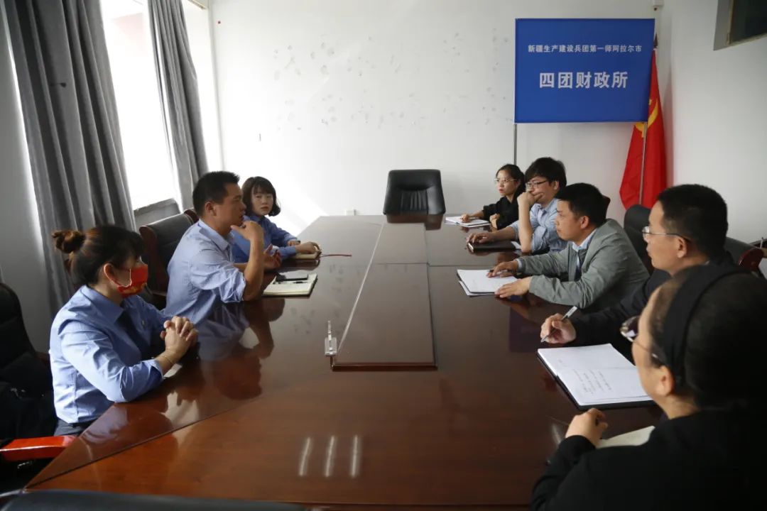 阿克苏垦区检察院赴四团协助组建怡诗润心工作室，关爱未成年人心理健康