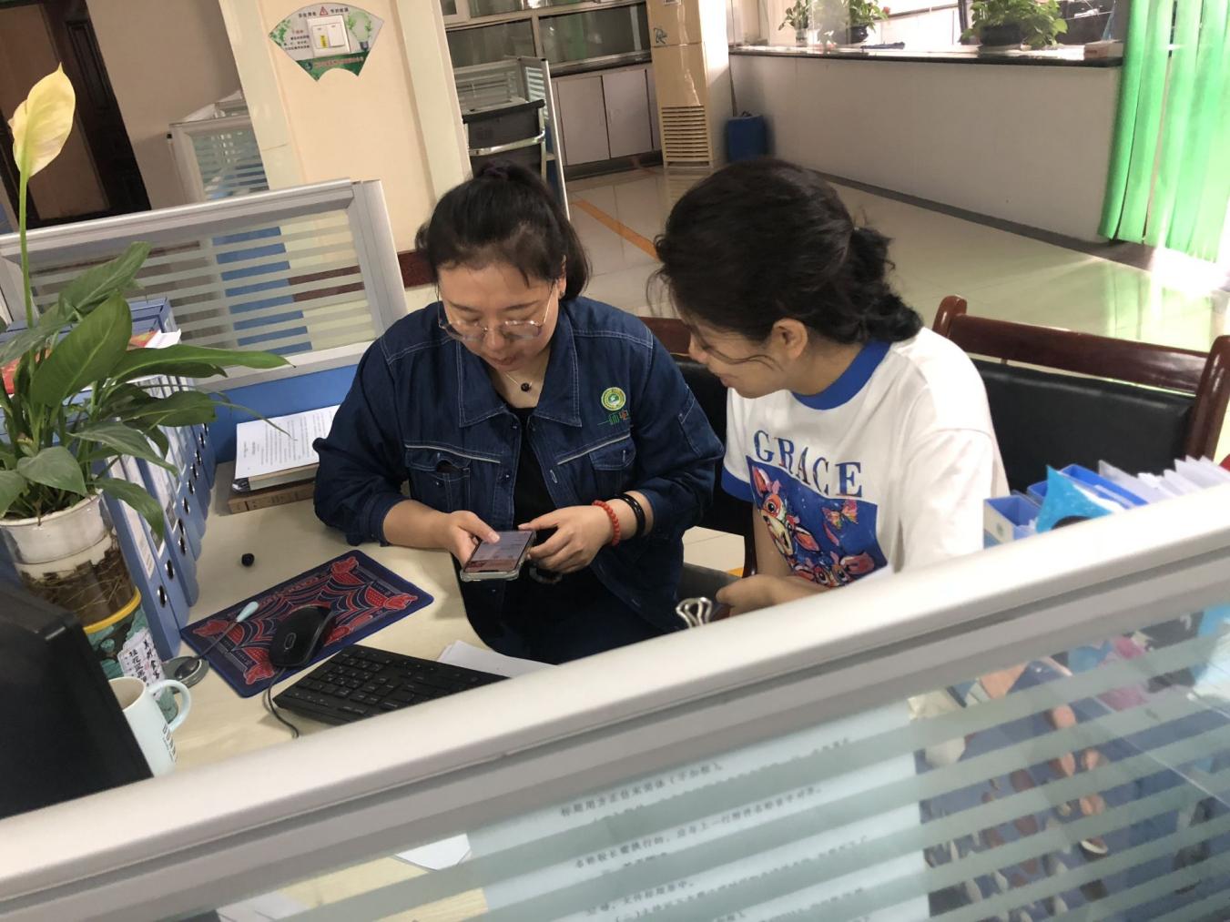 财务部门暖心送服务，助力员工享政策