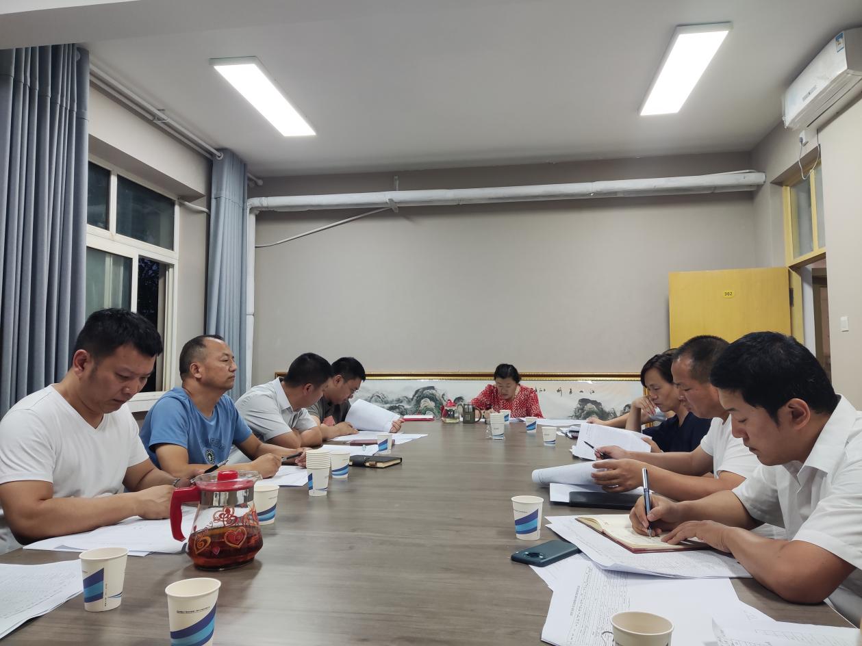 第一师方正造价有限公司召开项目工作专题推进会