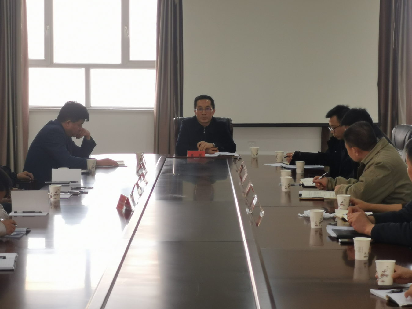 聚天红果业公司组织召开复工复产专题会议