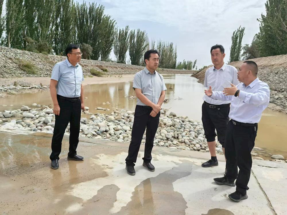 师市应急管理局深入团场调研指导防汛和电动自行车安全隐患全链条整治工作