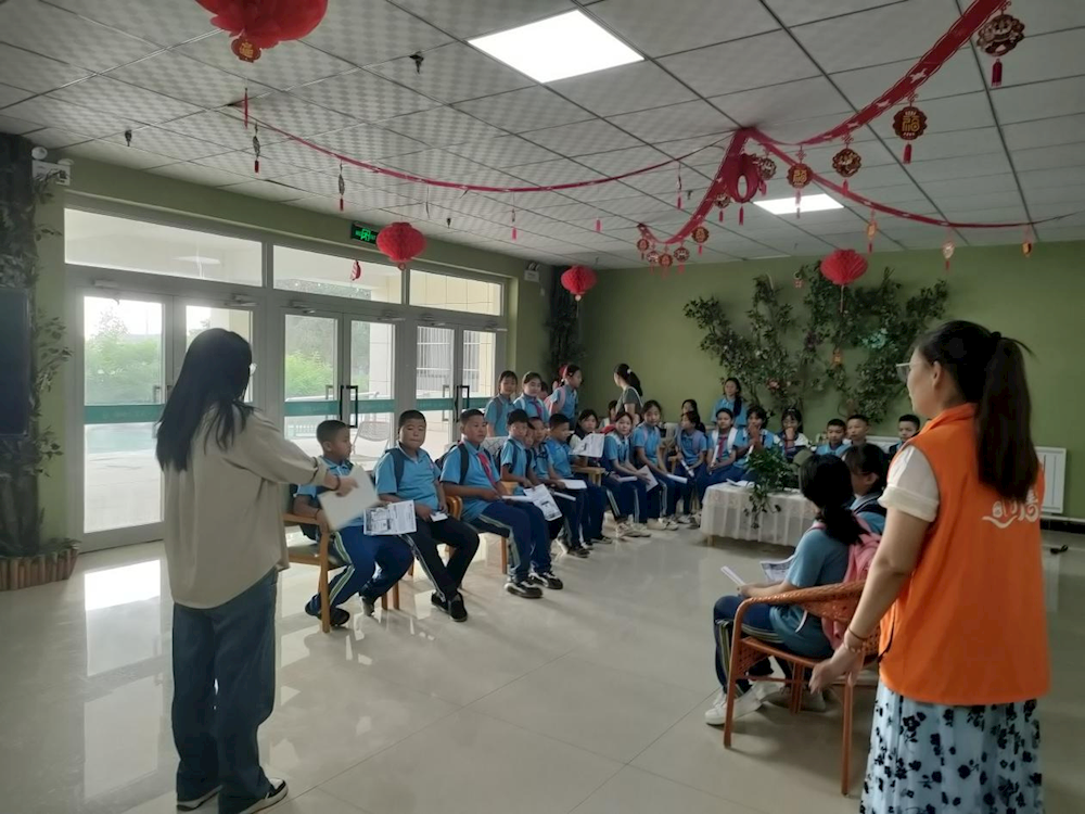 十一团开展第八次全国残疾预防日宣传活动