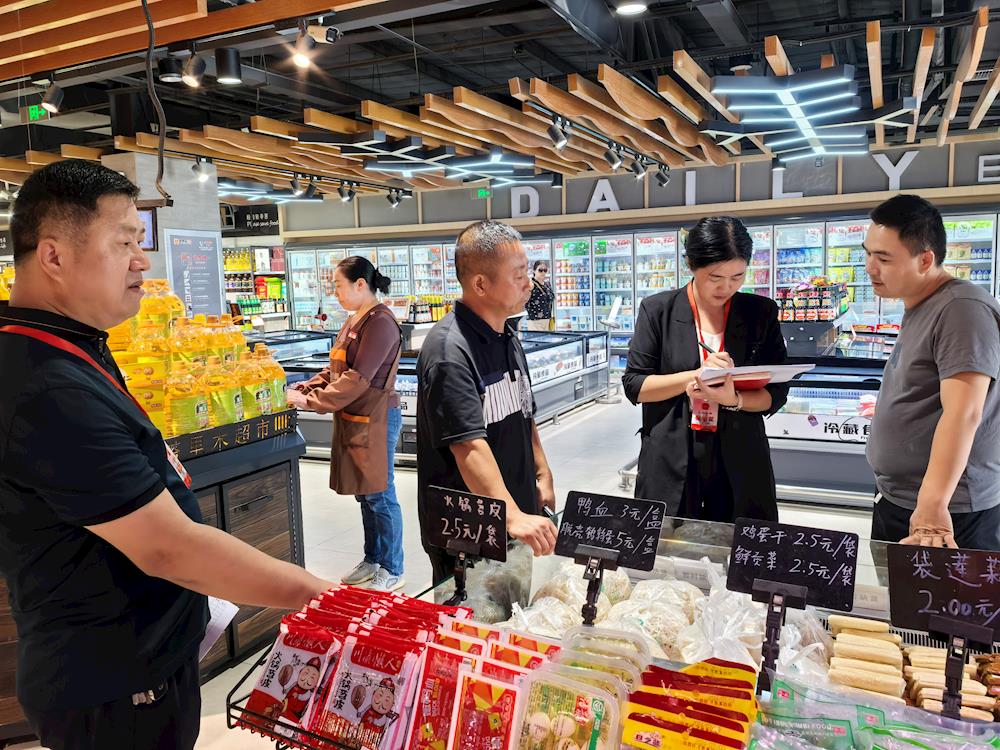 【人大工作动态】履职显担当 聚力保民生—青松路街道 人大工委开展蔬菜肉类水产等产品价格前期摸底调研活动