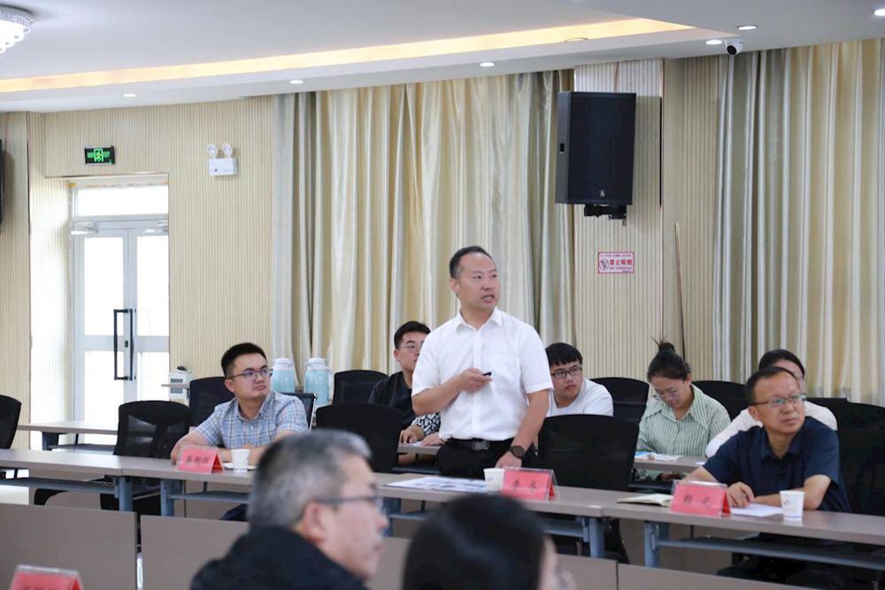浙江省审计厅督导组莅临师市疾控中心调研座谈