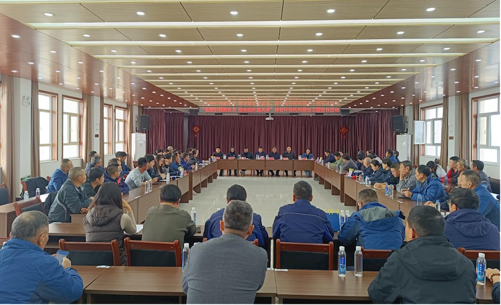 党建引领聚合力 融合提升展风采——跨省纤检机构在阿拉尔开展主题党日暨技术交流活动