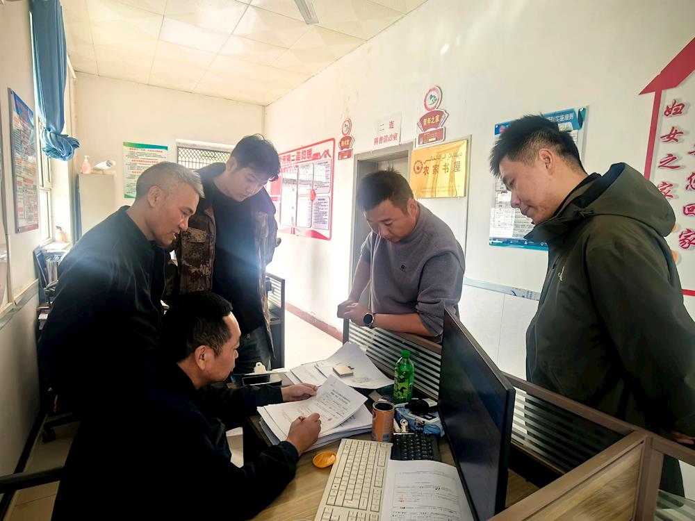 第一师阿拉尔市：下沉一线督导 抓实抓细冬春救助工作